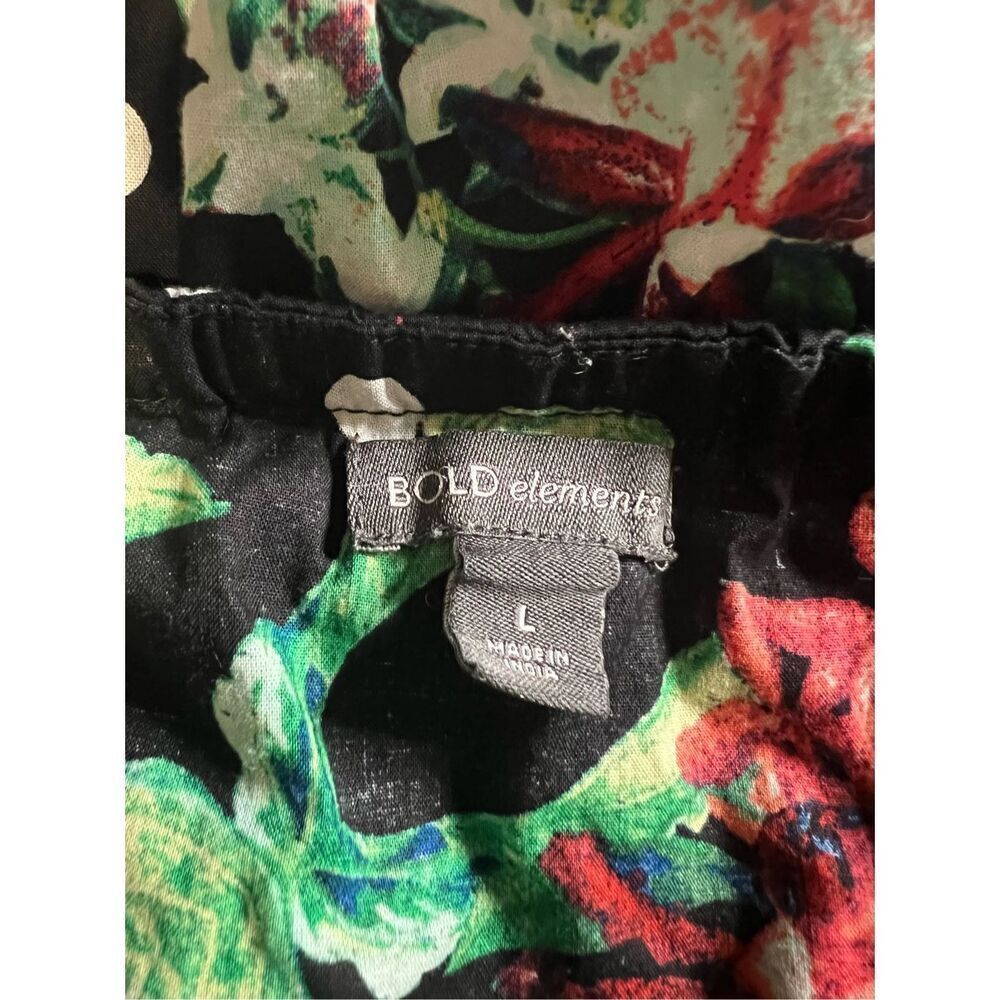 Bold Elements Blouse - Picture 3 of 4